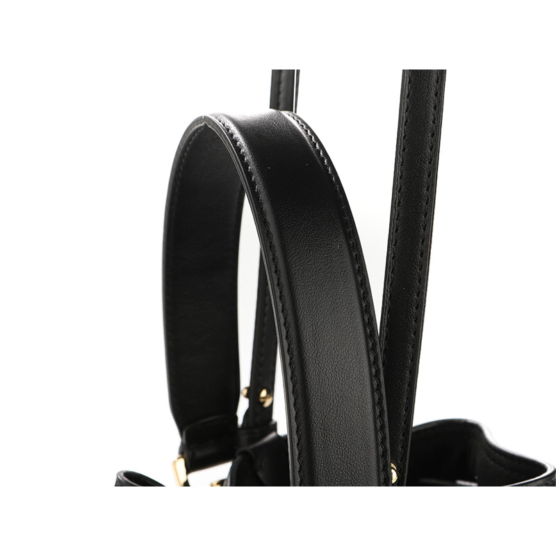 FENDI 蒙特雷佐水桶包-11