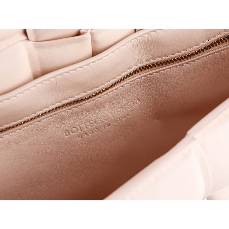 BOTTEGA VENETA 女士卡帶單肩包(591970 VCQR1)-15