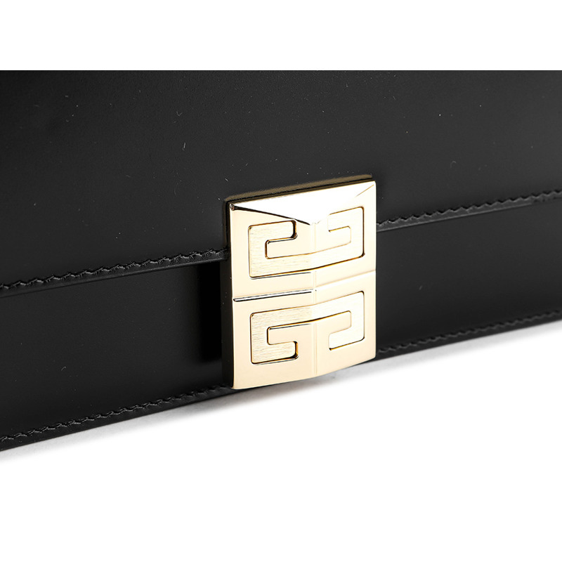 GIVENCHY （BB50HEB15T）女士4G斜背包-12