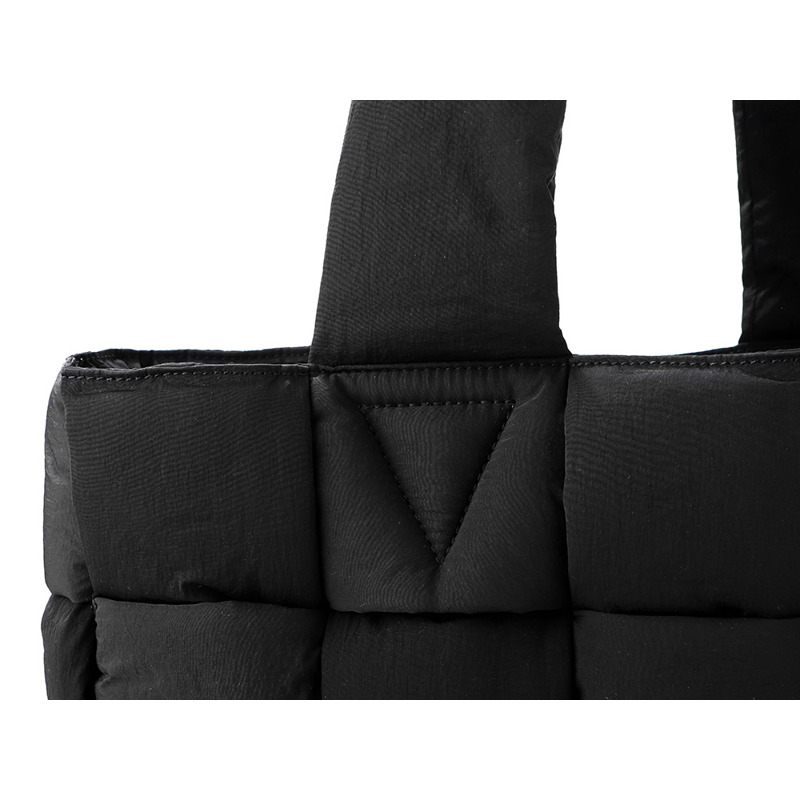 BOTTEGA VENETA 男女通用手提袋-9