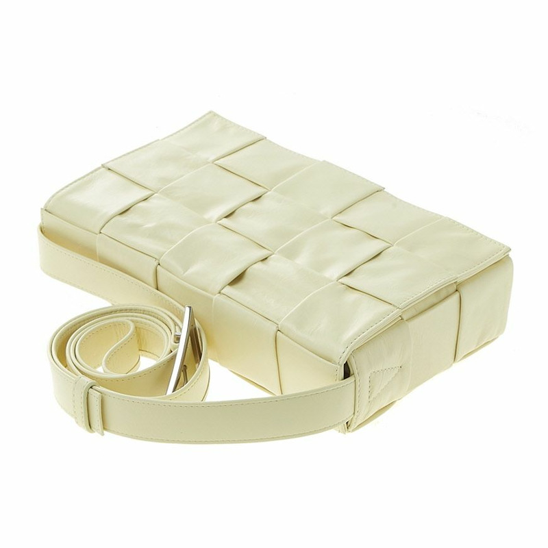 BOTTEGA VENETA 女士卡帶包 667298 VCQ71 7407-3