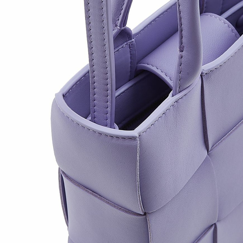 BOTTEGA VENETA 女士卡帶迷你手提包 709341 VMAY1 4214-8