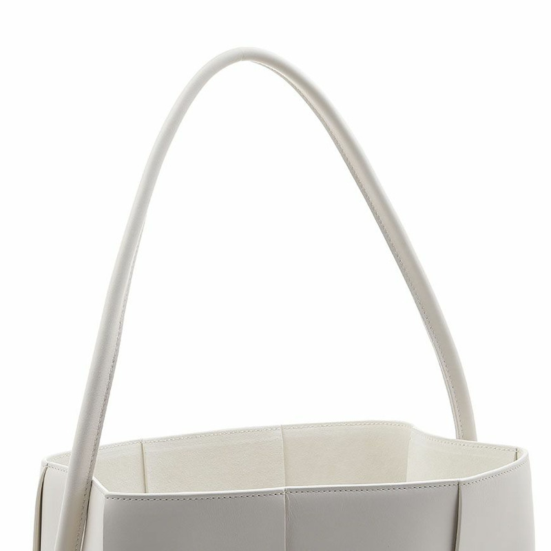 BOTTEGA VENETA 女式 Intrecciato Arco 單肩包 702282 VMAP1 9005-8