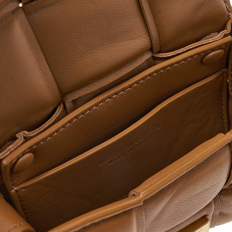 BOTTEGA VENETA 女士 Intrecciato 迷你盒式包 716648 VCQR1 2593-9