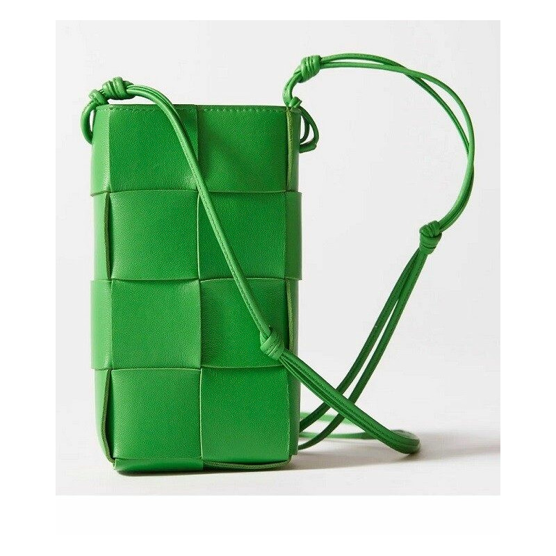 BOTTEGA VENETA 鸚鵡磁帶手機袋 730541VCQC4 3722-0