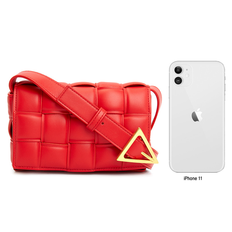 BOTTEGA VENETA Intrecciato 女士卡式包 717506 VCQR1-11