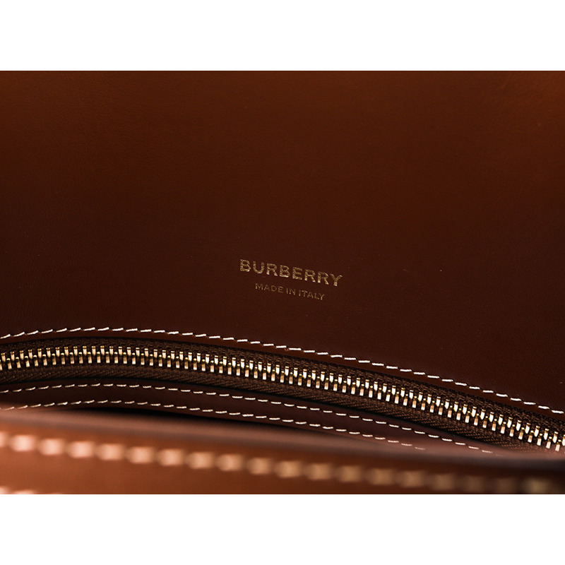 BURBERRY 標題：單肩包-15