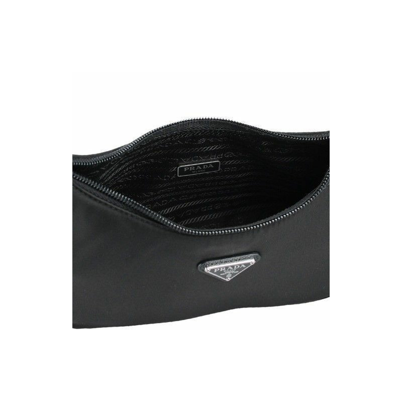 PRADA 尼龍 Tessuto 流浪漢包-11