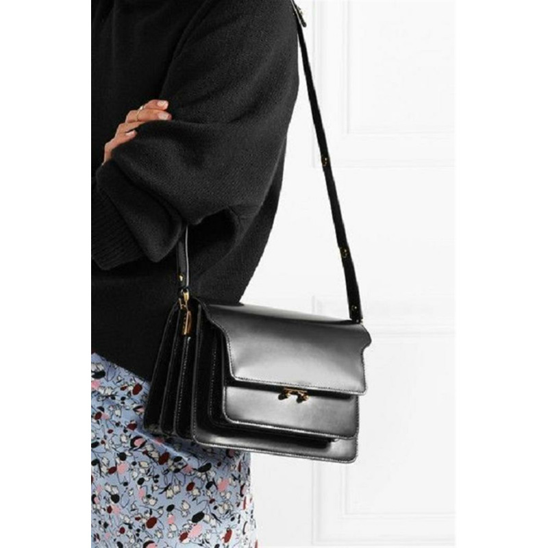 MARNI Trunk 單肩包 黑色 NO1LV583-10