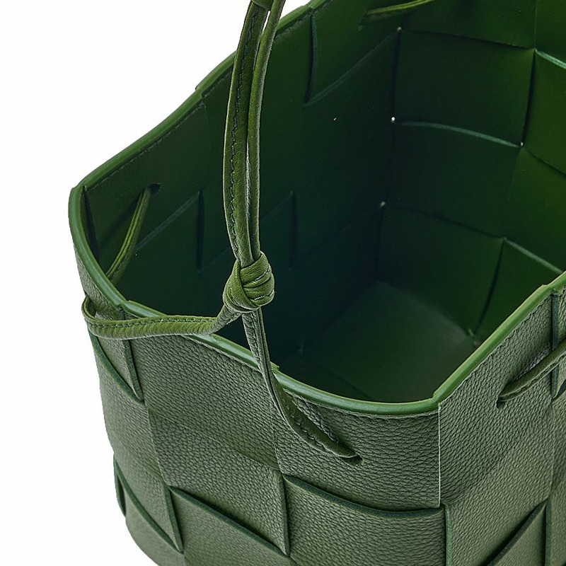 BOTTEGA VENETA 女士編織卡帶水桶包 714606 VCP13 3141-7