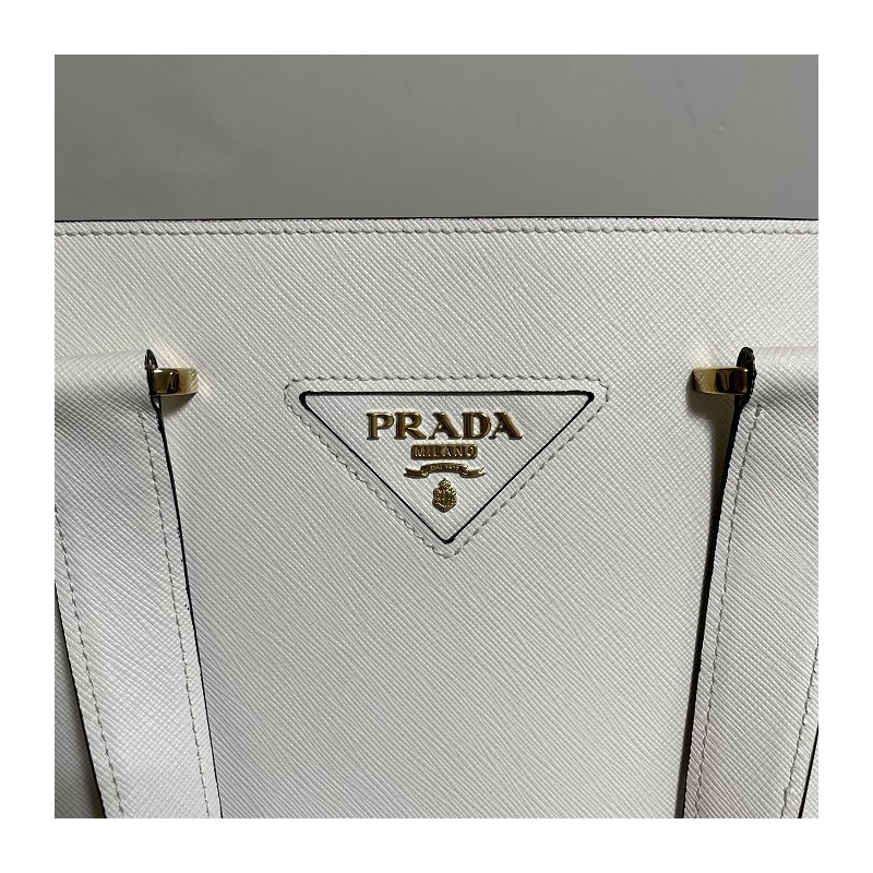 PRADA 三角形Logo Saffiano皮革手提包-12