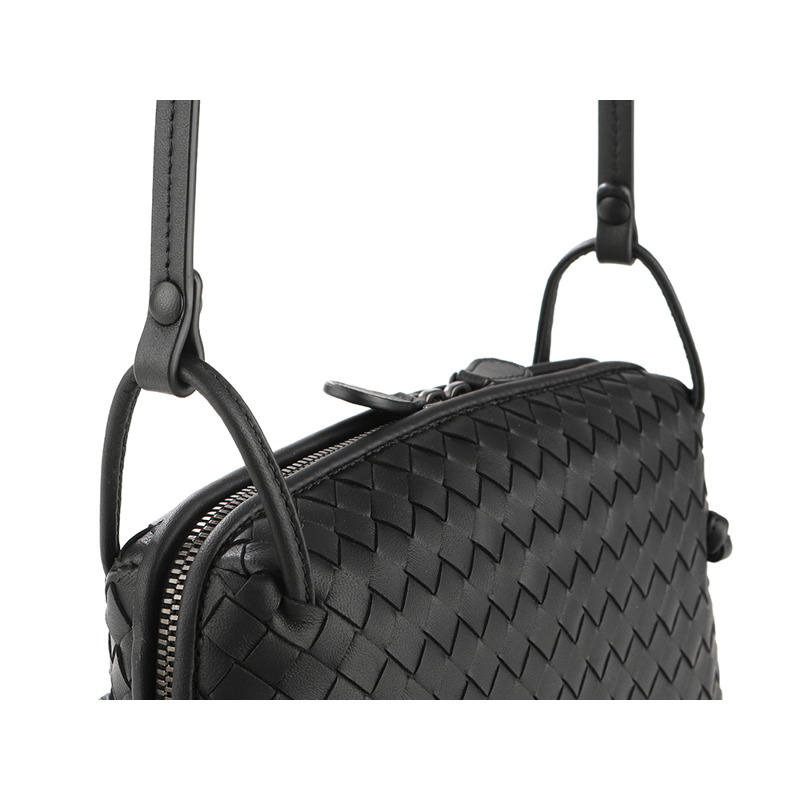 BOTTEGA VENETA 女士枕頭中型斜背包 A_245354 V0016-11