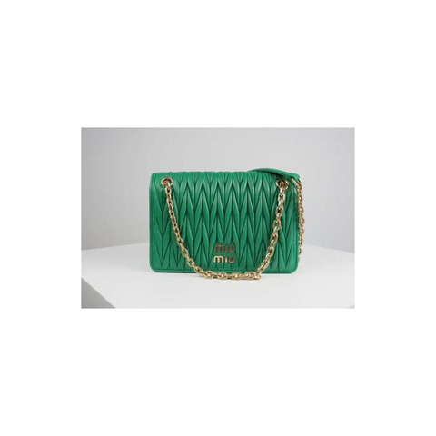 MIU MIU Marettasse 納帕皮革迷你斜背包芒果 5BP065