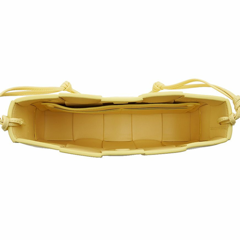 BOTTEGA VENETA 女士卡帶單肩包 730543 VCQC4 7421-9