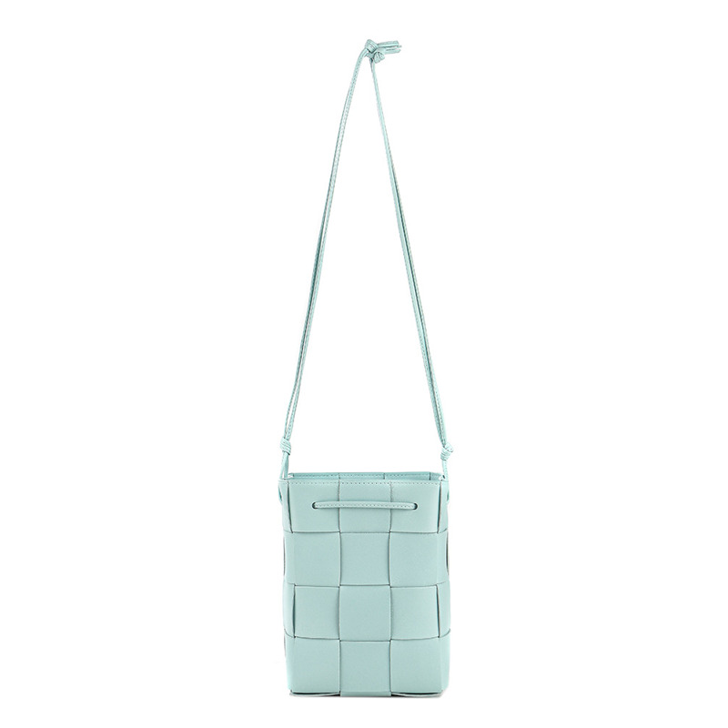 BOTTEGA VENETA （680218 VCQC4）女士卡帶斜挎包-7