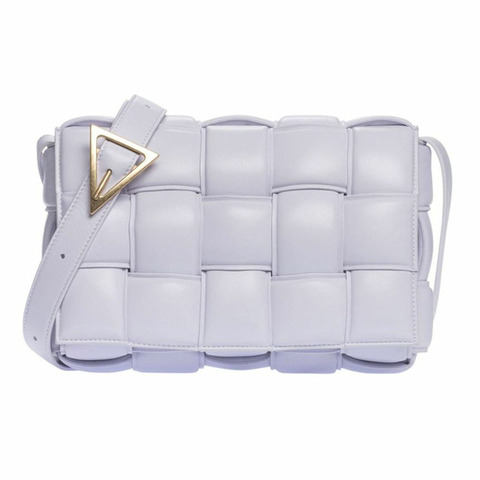 BOTTEGA VENETA 23FW Maxi Intrecciato 卡式有襯墊斜背包 591970 VCQR1