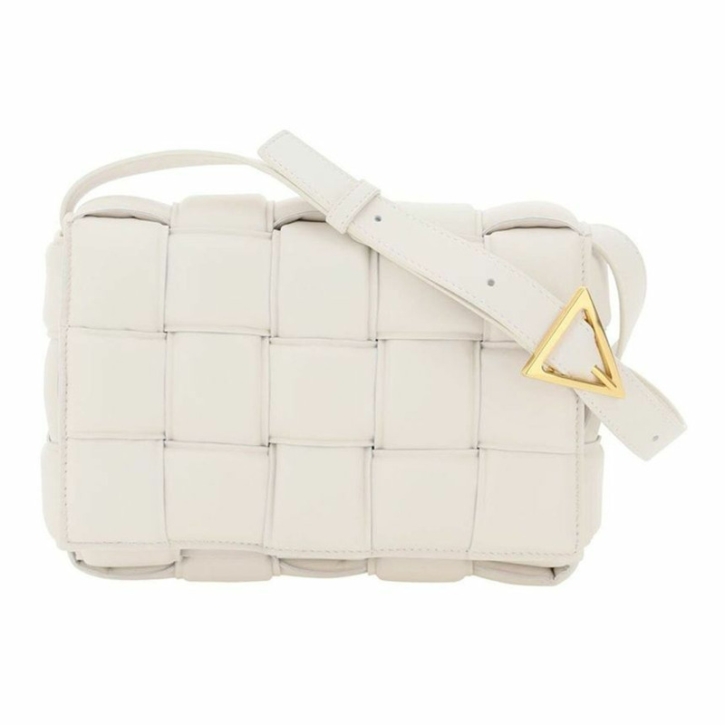 BOTTEGA VENETA Maxi Intrecciato 卡式有襯墊斜背包 23FW 591970 VCQR1-0