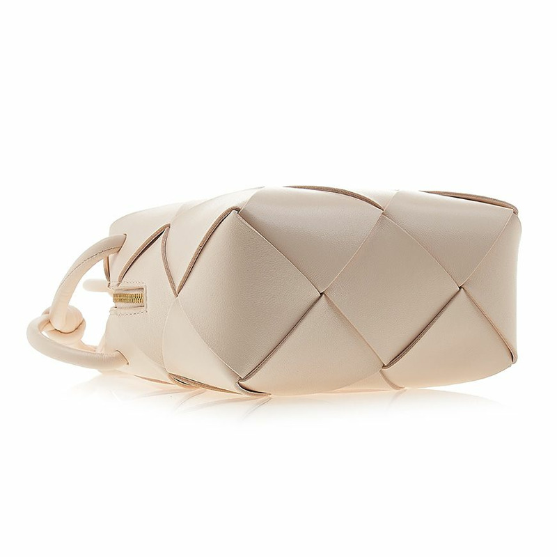 BOTTEGA VENETA 女式 Intrecciato 迷你斜背包 701915 VCQC2 7671-4