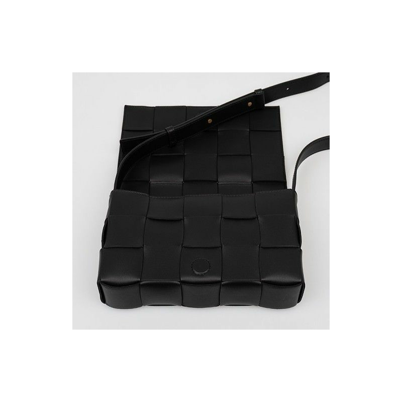 BOTTEGA VENETA Intrecciato 編織盒式包 578004 VMAY1-10