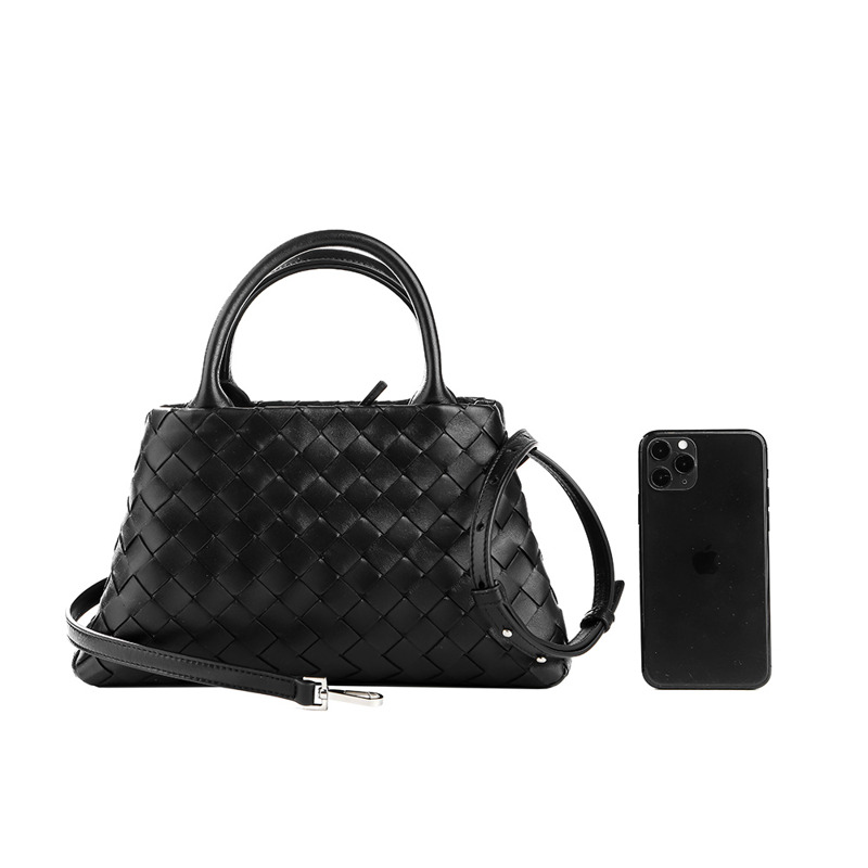 BOTTEGA VENETA 羅馬肩包-16