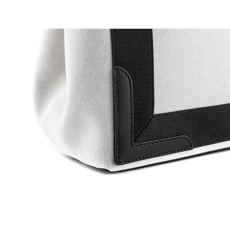 BALENCIAGA 卡巴斯手提袋 (A_339933 2HH3N )-11