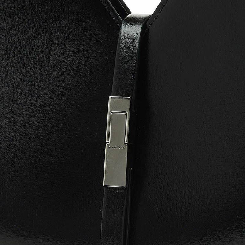 GIVENCHY 女士鏤空迷你包 001-6