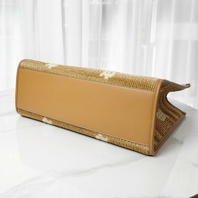 BURBERRY 中號 Freya 手提包 自然色 80670501-8