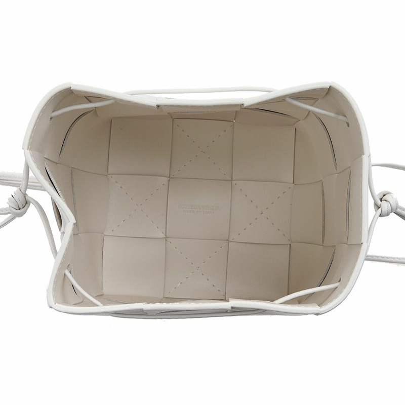 BOTTEGA VENETA 女士編織水桶包 680218 VCQC4 9009-9