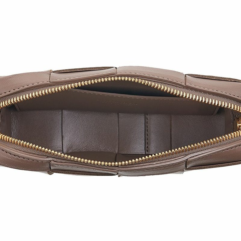 BOTTEGA VENETA Intrecciato 盒式迷你斜背包-9