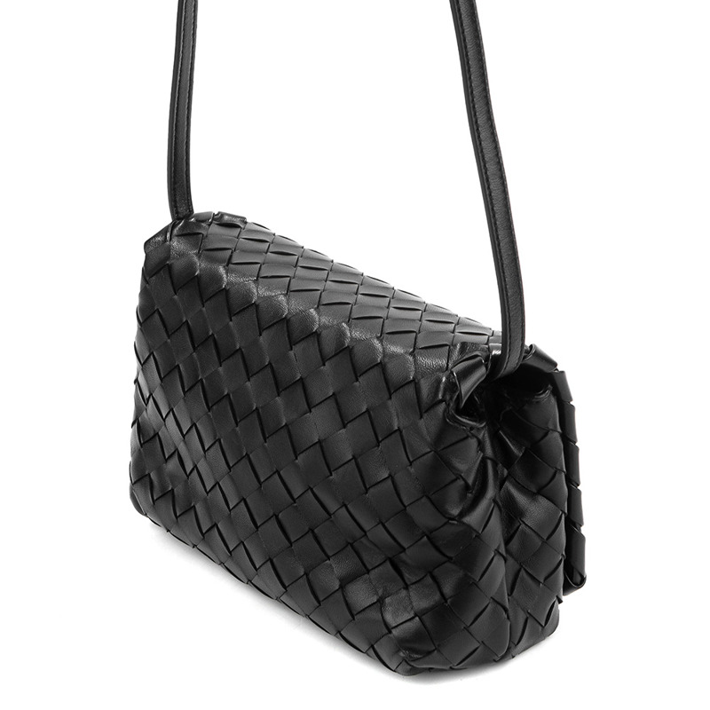 BOTTEGA VENETA 女士斜背包 VCPP1-6