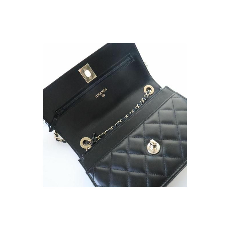 CHANEL 經典時尚 CC WOC 黑色搭配金色五金-3