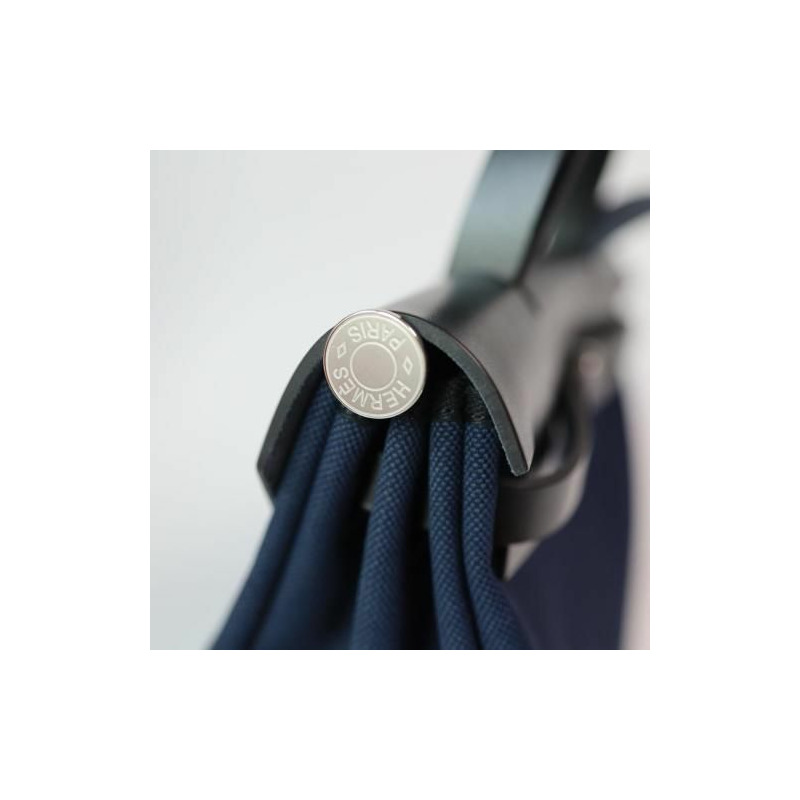 HERMES Herbag 31 ZIP 帆布包，海軍藍/黑色，銀色五金件，編號 H078971CKAM-5