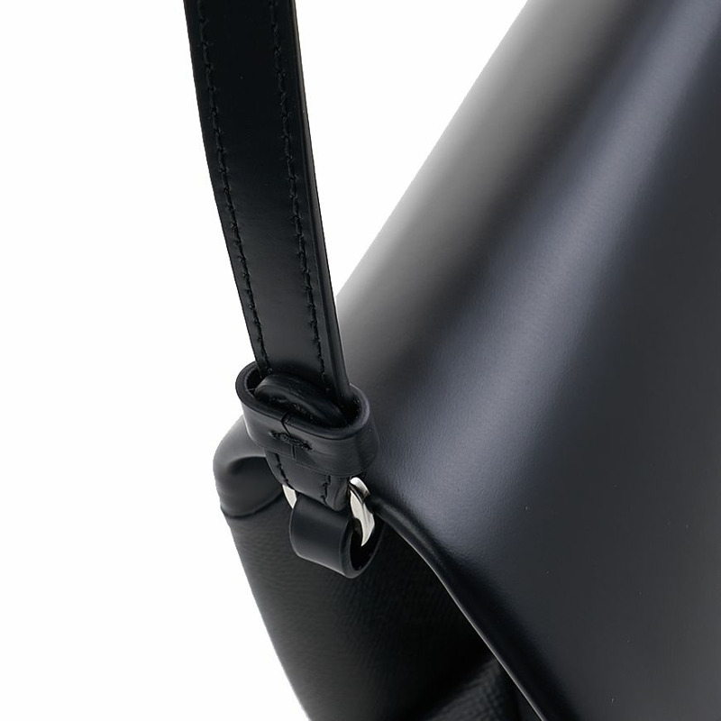 MAISON MARGIELA S56WF0158 P4745 T8013 女士斜背包-6