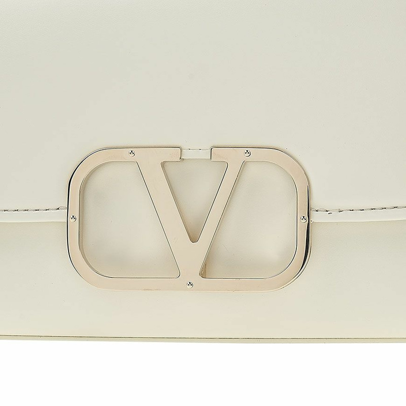 VALENTINO 標誌性 V 字 Logo 單肩包-5