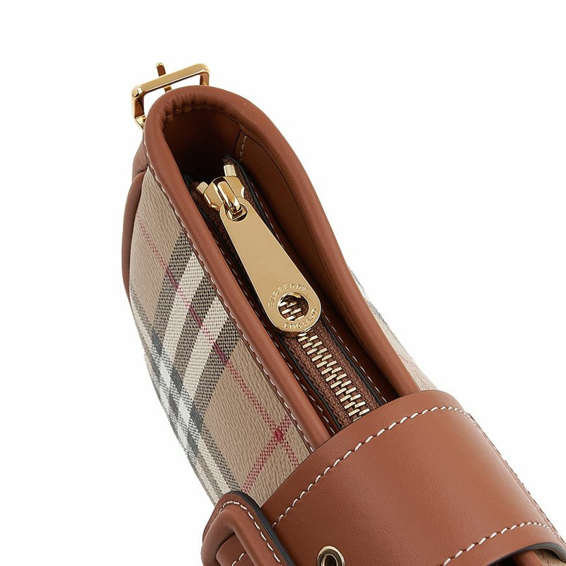 BURBERRY LL 斜背包 DFC 扣環肩帶 女士單肩包 8070563 A9534-7