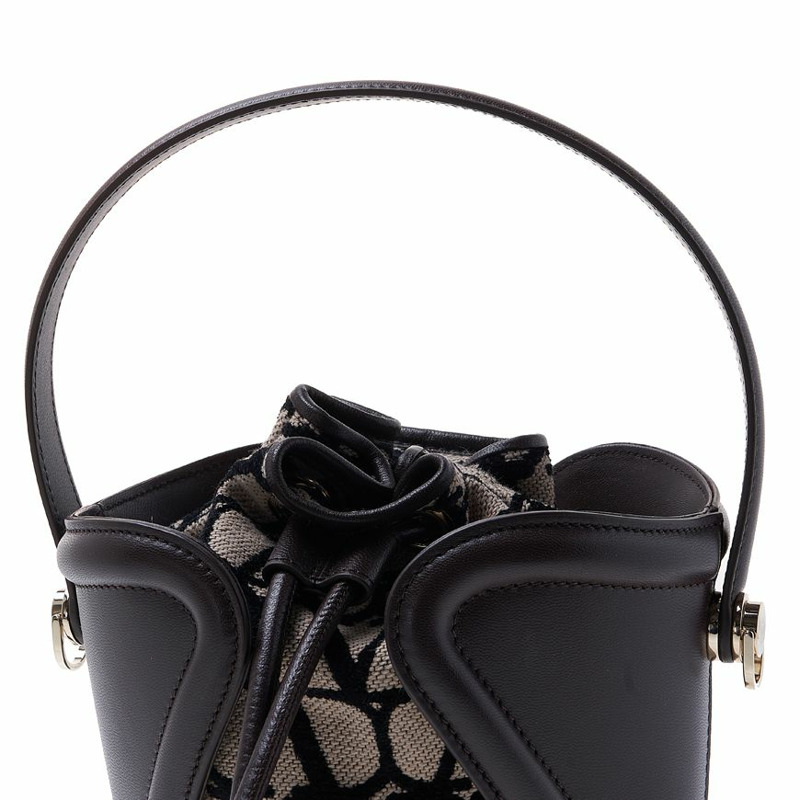 VALENTINO V Logo 水桶包-7