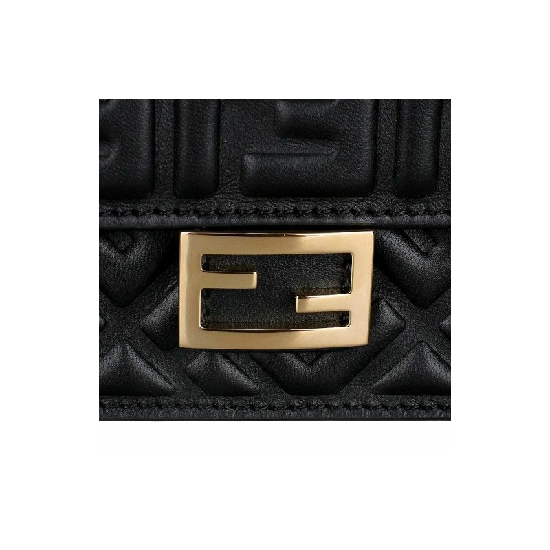 FENDI Baguette 鏈條單肩包 黑色 AAJD F0KUR-10
