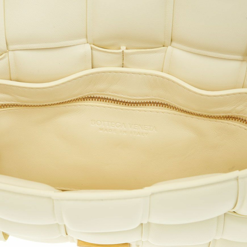 BOTTEGA VENETA 女士襯墊盒式包 591970 VCQR1 7405-9