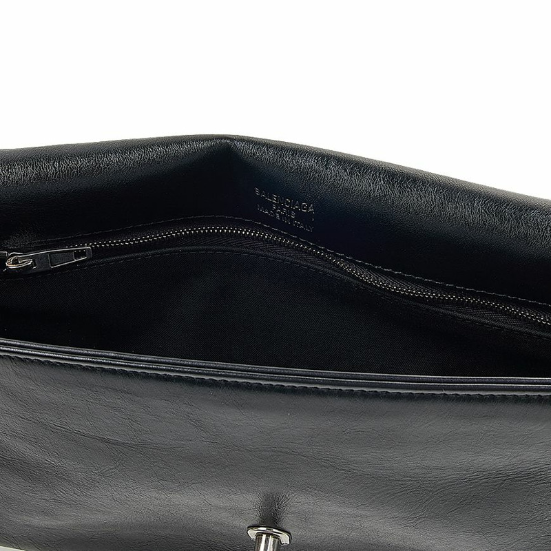 BALENCIAGA BB翻蓋肩背包 1000-8