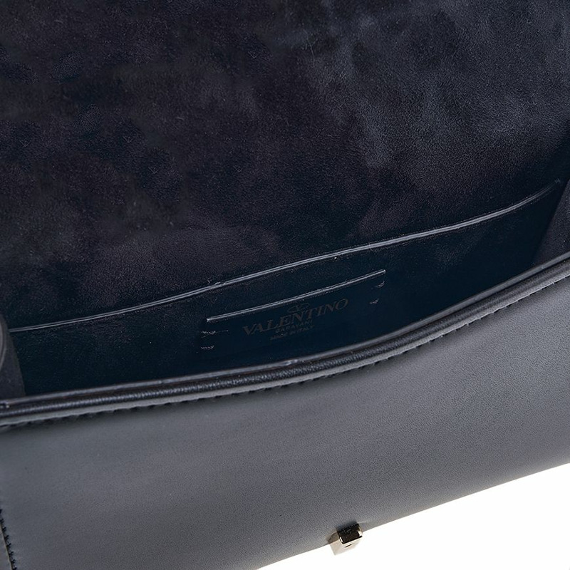 VALENTINO 標誌性 V 字 Logo 單肩包-8