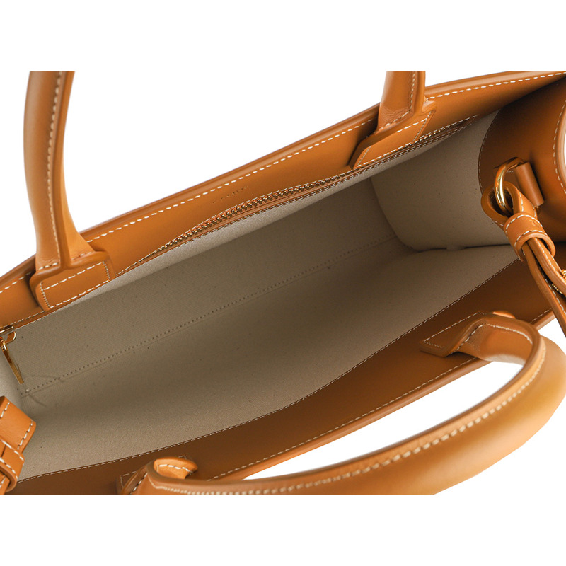 CELINE 24SS Trionphe Cabas 垂直單肩包-14