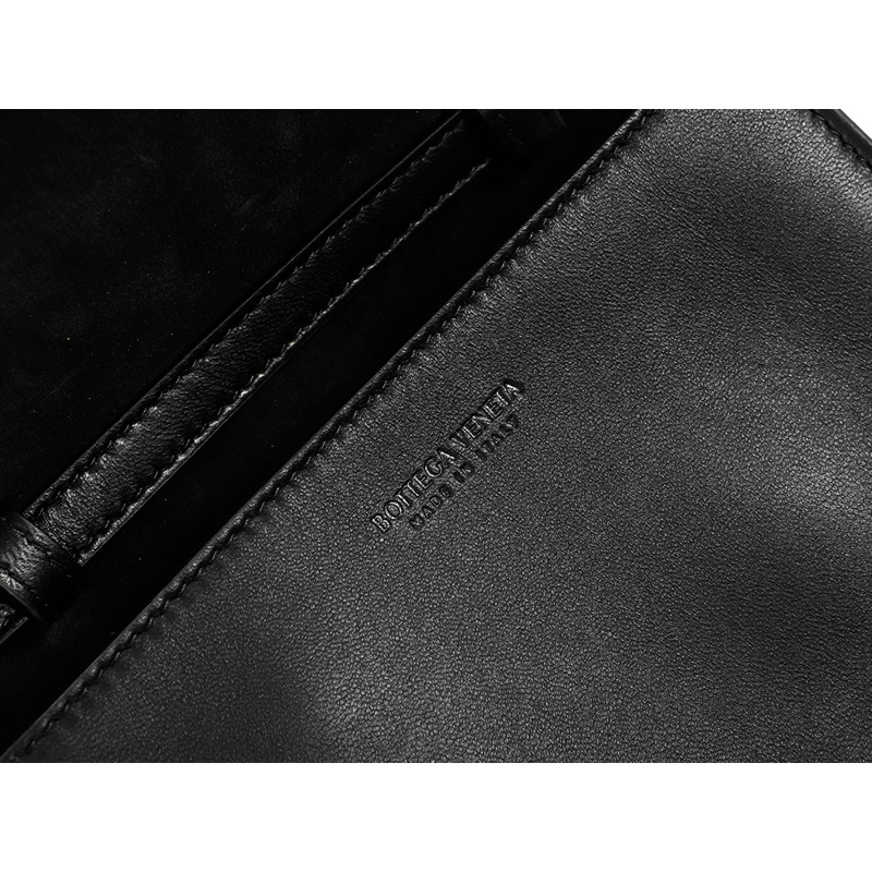 BOTTEGA VENETA Intrecciato 斜背包 24FW (574051 V3UO2 )-18