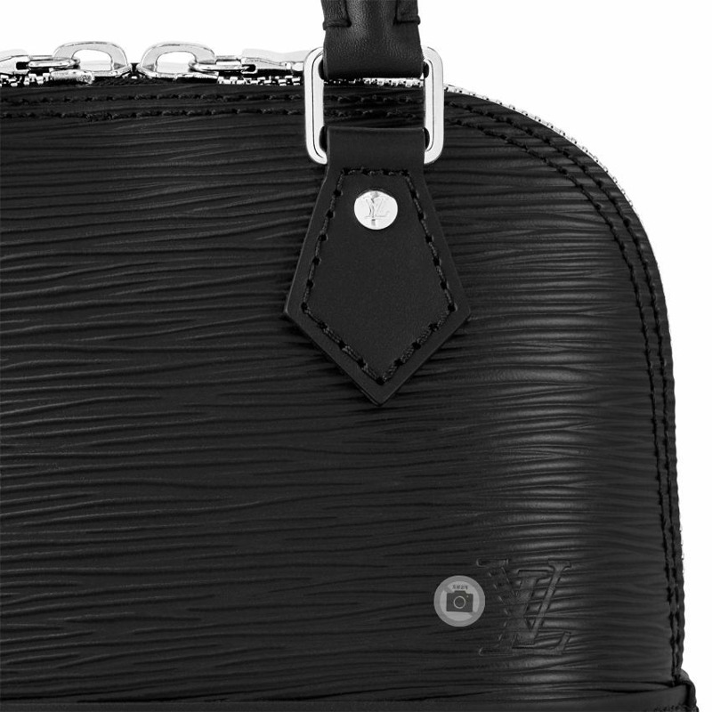 LOUIS VUITTON Nano Alma Epi Black-6