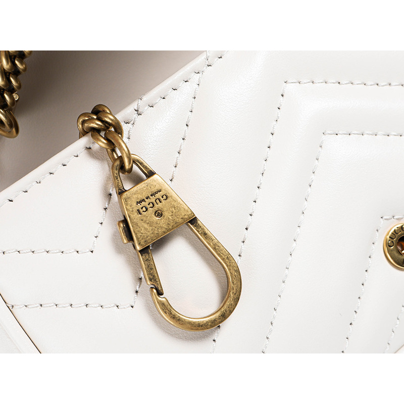 GUCCI GG Marmont 超迷你斜背包 24SS (476433 DTDCT)-16