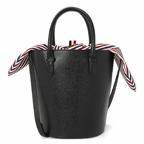 THOM BROWNE 24SS RWB 條紋水桶包 黑色