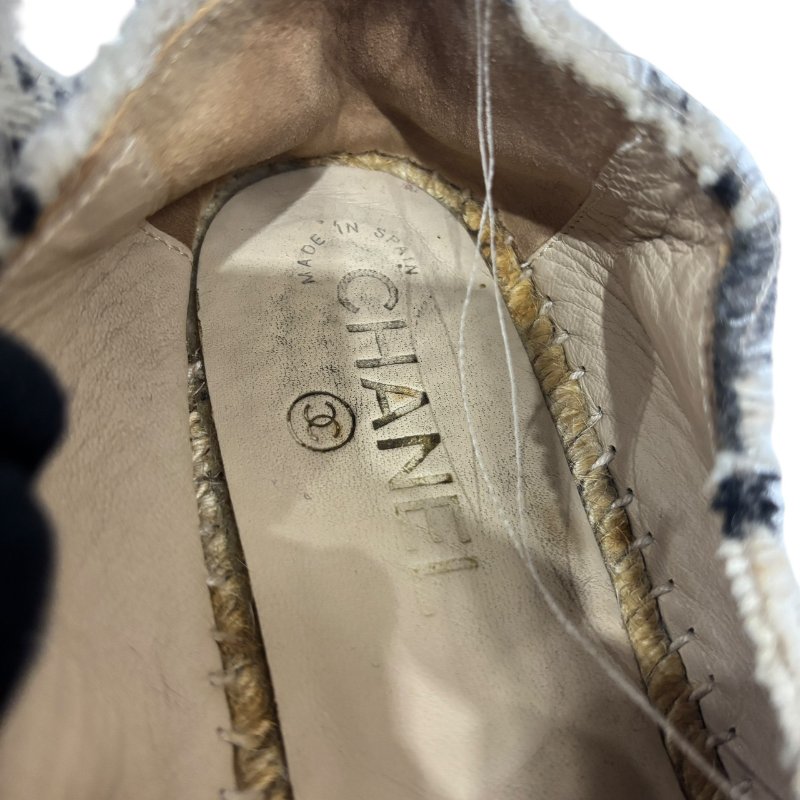 【美收精品】CHANEL 米白藍帆布平底鞋 4-554-5