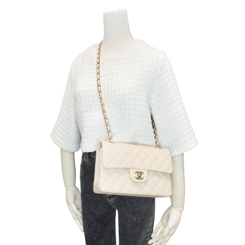 Chanel 展示品 菱格粒紋牛皮淡金鍊翻蓋coco斜背包-23cm(A01113-米膚)-5