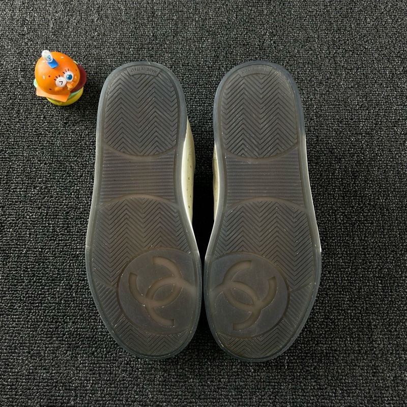 Chanel香奈兒米色板鞋 尺碼37 整體成色不錯-7