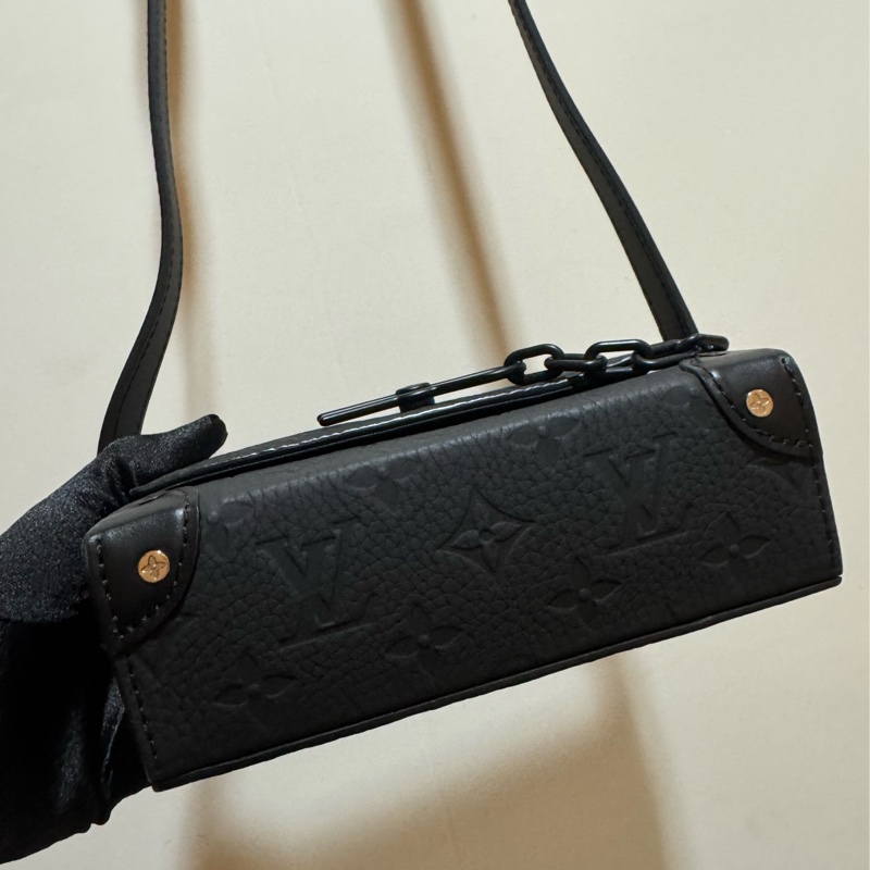 Louis Vuitton lv steamer斜跨包-3