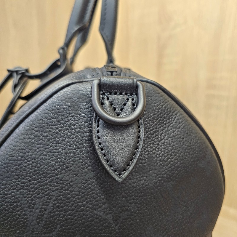 [未使用極新好物❣️極致黑款] LV黑牛皮Speedy30 P9消光黑釦手提斜背波士頓包-6